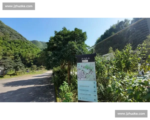 2025CHINA100 余姚站收官:3000 跑者逐梦四明山 2025CHINA100 余姚站收官:3000 跑者逐梦四明山