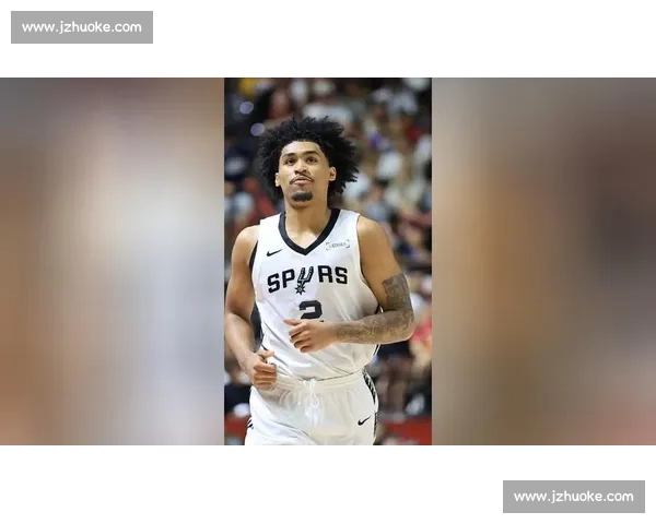 19 岁破 79 年纪录!马刺榜眼哈珀:替补席藏不住的珍宝 19 岁破 79 年纪录!马刺榜眼哈珀:替补席藏不住的珍宝